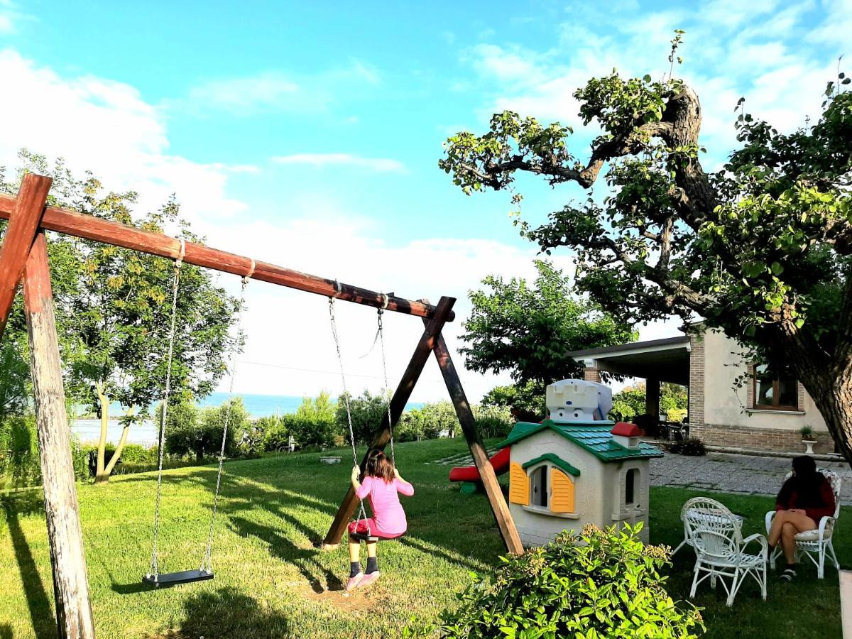 Bio Agriturismo Mare In Campagna Campofilone Экстерьер фото