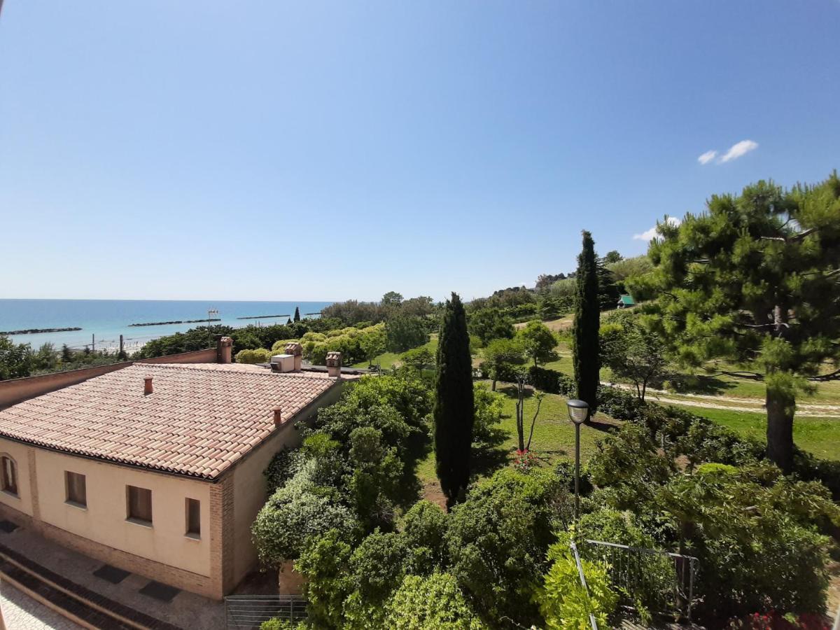 Bio Agriturismo Mare In Campagna Campofilone Экстерьер фото