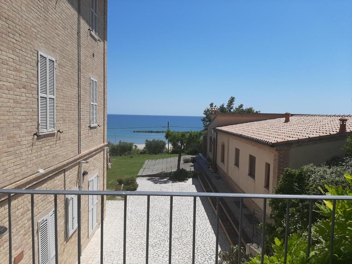 Bio Agriturismo Mare In Campagna Campofilone Экстерьер фото